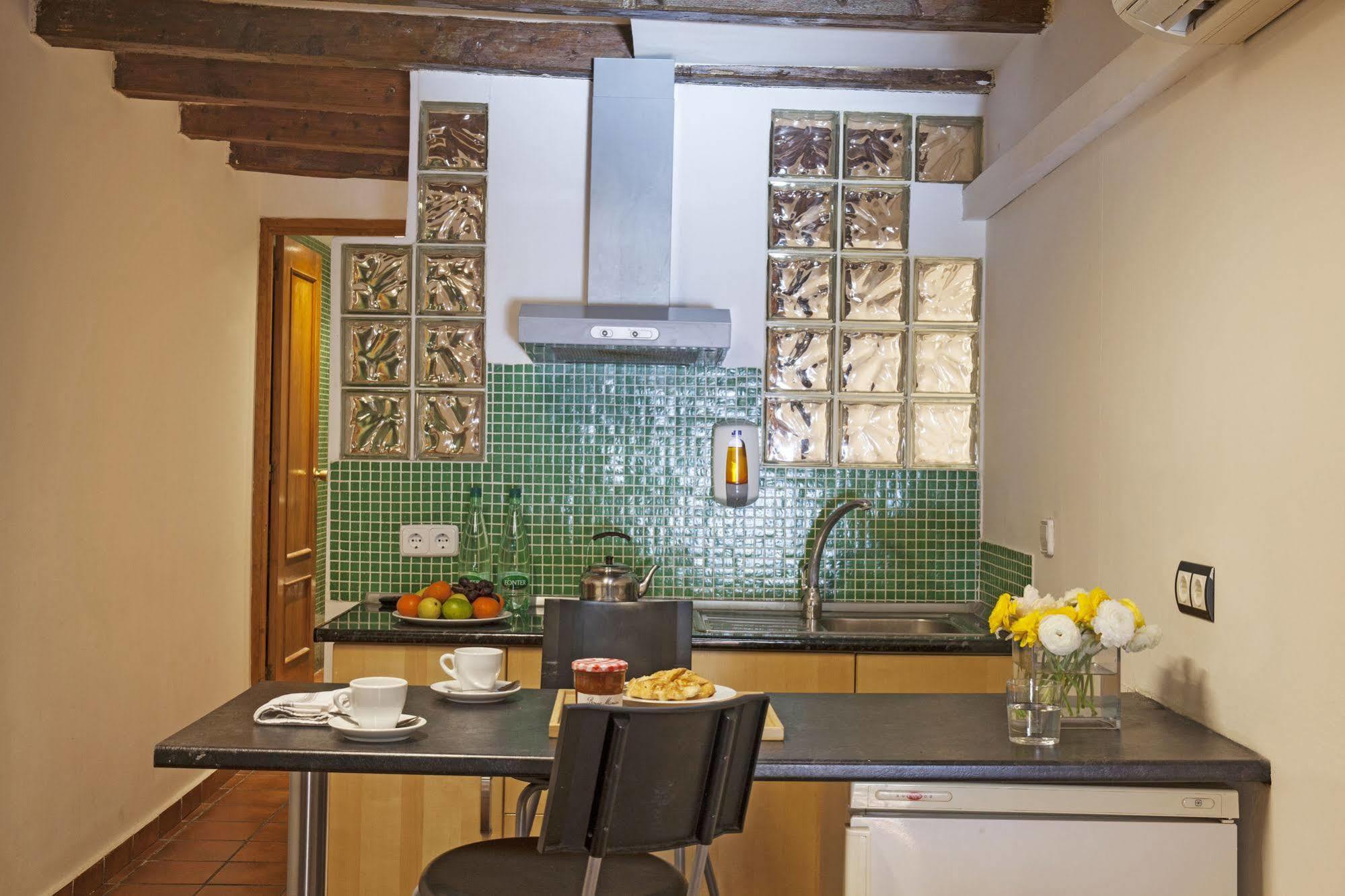 Appartement Ainb Ramblas-guardia Barcelona